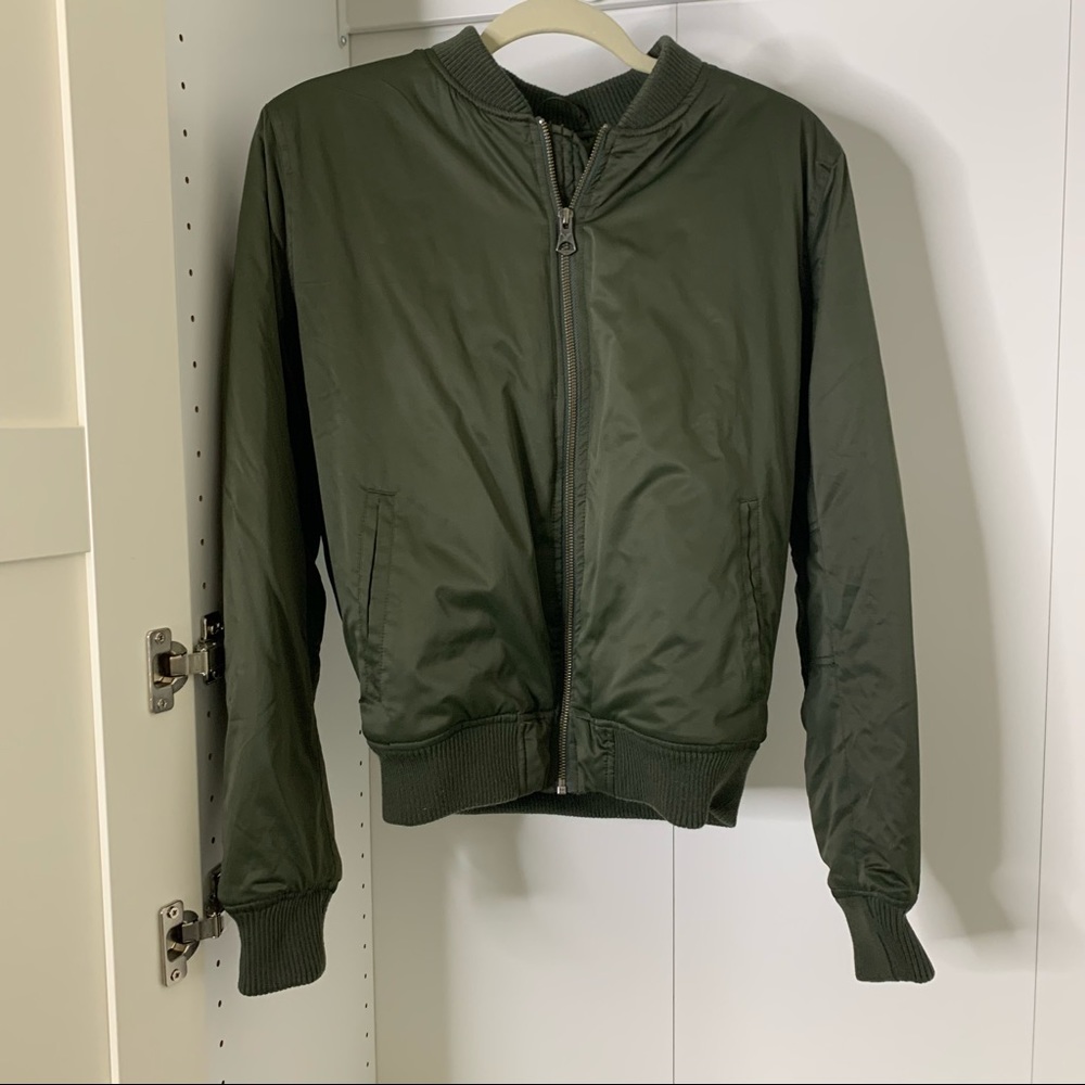 5/$25 Sale ☀️ AEO Satin Olive Padded Bomber Jacket